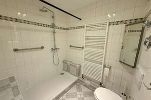 Wohnen auf zwei Ebenen: Helle Maisonette mit 2 Balkonen & großer Terrasse in der Weststadt! – Die vollständige Adresse der Immobilie erhältst du vom Anbieter., 76135 Weststadt, Karlsruhe – Vorschaubild 11