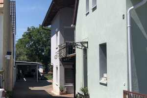 Exklusive Investitionsgelegenheit: Großzügiges Anwesen mit zwei Einfamilienhäusern im sonnigen Wyhl! – Emmendingen (Kreis) – Vorschaubild 3