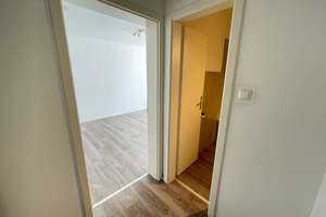 1-Zimmer inkl. Einbauküche, Balkon und modernem Badezimmer – Masurenweg  2, 38440 Laagberg, Wolfsburg – Vorschaubild 5