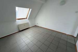 Viel Platz & Potenzial: 2-Zimmer-Wohnung mit zwei zusätzlichen Zimmern im Dachgeschoss – 46149 Schwarze Heide, Oberhausen – Vorschaubild 17
