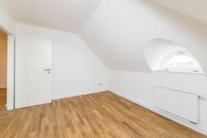 Ab sofort beziehbar: Stilvolle 3-Zimmer-DG-Wohnung über Leipzigs Dächern, in der beliebten Karli – 4275 Südvorstadt, Leipzig – Vorschaubild 7
