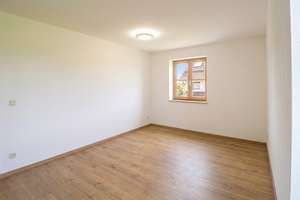 Beliebte Wohnlage in Peiting: Gepflegte 3-Zimmer-Wohnung mit Tiefgaragenstellplatz – Die vollständige Adresse der Immobilie erhältst du vom Anbieter., 86971 Peiting – Vorschaubild 4