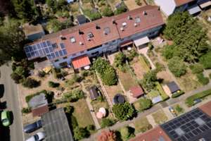 Charmantes Reihenmittelhaus mit Garten, Garage und Blick auf die Achalm – Die vollständige Adresse der Immobilie erhältst du vom Anbieter., 72760 Reutlingen-Mitte, Reutlingen – Vorschaubild 18