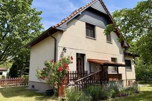 Wohnen mit Charme: gemütliches Einfamilienhaus mit schönem Garten und idealer Anbindung – Die vollständige Adresse der Immobilie erhältst du vom Anbieter., 12524 Altglienicke, Berlin – Vorschaubild 10