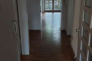 Attraktive 3-Zimmer Wohnung mit EBK und Südbalkon – Die vollständige Adresse der Immobilie erhältst du vom Anbieter., 70376 Altenburg, Stuttgart – Vorschaubild 2
