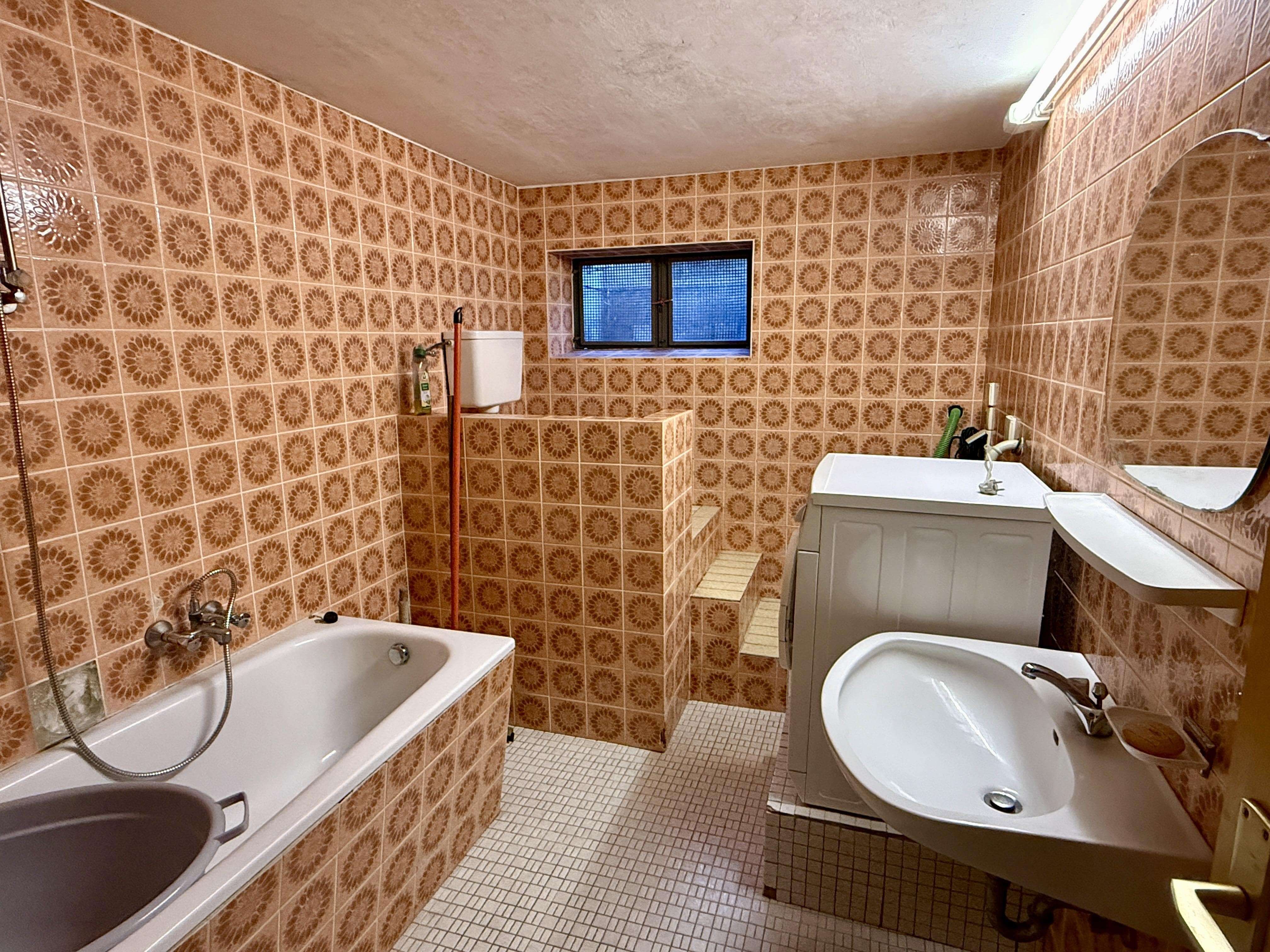 Immobilie in Hude (Oldenburg) - Zweifamilienhaus mit großem Grundstück und viel Nutzfläche - Bild 14