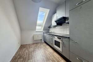 Helle Dachgeschosswohnung zum Einziehen und Wohlfühlen – Die vollständige Adresse der Immobilie erhältst du vom Anbieter., 30559 Anderten, Hannover – Vorschaubild 4