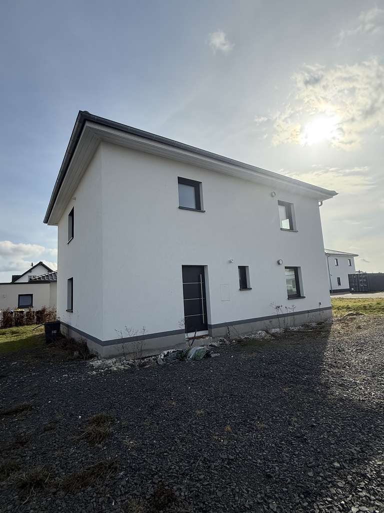 Immobilie in Wildeck - Rohdiamant - Traum vom Eigenheim! Wohnen im eleganten Neubau mit Garten in idyllischer Natur-Oase! - Bild 3