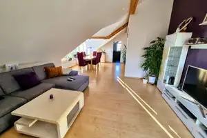 Stylische Dachgeschosswohnung in Ingolstadt-Nordost – Schoberstraße 16, 85055 Ingolstadt – Vorschaubild 3
