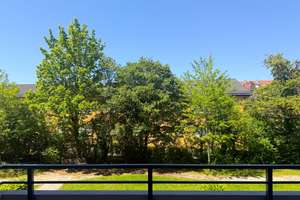 Schöne 2-Zimmer-Wohnung mit sonnigem Balkon und Tiefgaragenstellplatz – Die vollständige Adresse der Immobilie erhältst du vom Anbieter., 81369 Mittersendling, München – Vorschaubild 3