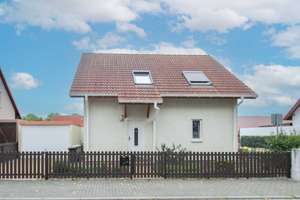 Gehoben und gepflegt: Modernisiertes 4-Zi.-EFH in Leipzig-Schönau mit Garten und Garage – 4205 Schönau, Leipzig – Vorschaubild 1