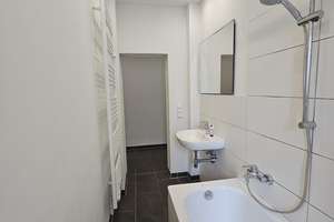 Moderne 3 Zimmer Wohnung mit Balkon und EBK – Die vollständige Adresse der Immobilie erhältst du vom Anbieter., 30163 List, Hannover – Vorschaubild 4