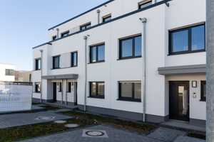 Tarforster Höhe-Passivhäuser mit schöner Dachterrasse, KFW 40 Familenförderung möglich   – Trier – Vorschaubild 1