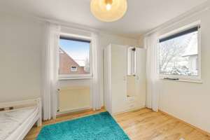 Attraktives Doppelhaus mit kleinem Garten in direkter Nähe zum Klinikum Kreyenbrück zu verkaufen! – Die vollständige Adresse der Immobilie erhältst du vom Anbieter., 26133 Kreyenbrück, Oldenburg (Oldenburg) – Vorschaubild 15