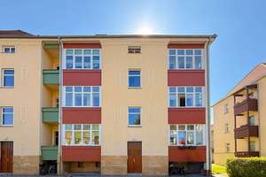 Maisonettwohnung I Dachgeschoss-Ausbau 2008 I 4 Räume + Spitzboden I Tageslichtbad I Engelsgärten – Die vollständige Adresse der Immobilie erhältst du vom Anbieter., 4319 Engelsdorf, Leipzig – Vorschaubild 2