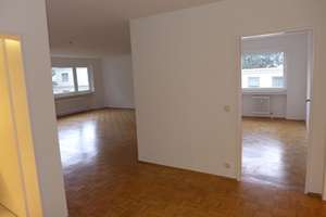 Wohnen am Rhein: großzügige 4-Zimmer-Wohnung im Grünen – Die vollständige Adresse der Immobilie erhältst du vom Anbieter., 53639 Königswinter – Vorschaubild 8