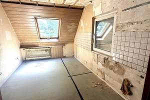 Solide Doppelhaushälfte mit 2 Wohneinheiten, Garage & Garten, Wintergarten sowie neue Heizung – Hohestrasse 61, 41179 Rheindahlen-Mitte, Mönchengladbach – Vorschaubild 16