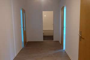Nette Nachbarn gesucht: weitläufige 3-Zimmer-Wohnung – Herzberger Str. 24, 1239 Prohlis-Nord, Dresden – Vorschaubild 9
