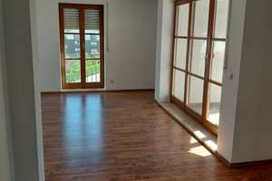 Attraktive 2,5-Zimmer-Dachgeschosswohnung Loggia plus Balkon, TG-Stellplatz, frei, ohne Provision – Zum Schmiedeberg 4, 1156 Gompitz, Dresden – Vorschaubild 6