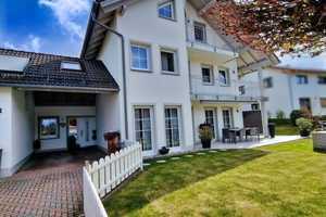 Nähe Metten! Wunderschönes, exklusives 
Wohnhaus in Top Zustand mit Außenpool
 – Deggendorf (Kreis) – Vorschaubild 1