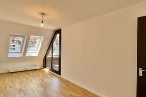 Lichtdurchflutete  Dachgeschoss-Maisonette-Galerie-Wohnung mit 5 Zimmer, Loggia, 3 Bäder und Kamin – Robert-Stolz-Str. 15, 40470 Mörsenbroich, Düsseldorf – Vorschaubild 15