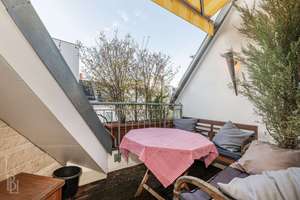 Wunderschöne DG-Maisonette mit Terrasse und Aufzug direkt in die Wohnung in Toplage Prenzlauer Berg – Die vollständige Adresse der Immobilie erhältst du vom Anbieter., 10405 Prenzlauer Berg, Berlin – Vorschaubild 2