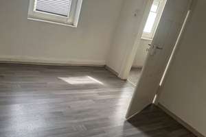 Freistehendes Einfamilienhaus - Garage, großem Garten, 8 Zimmer – Ringstraße 28, 67808 Stahlberg – Vorschaubild 12
