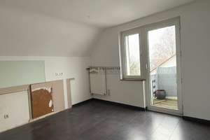 Schönes Dreifamilienhaus mit freier Eigentümerwohnung im Erdgeschoss inkl. großem Garten + 6 Ga – Die vollständige Adresse der Immobilie erhältst du vom Anbieter., 58093 Emst, Hagen – Vorschaubild 9