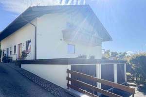 Familienidyll in Riedering – Gepflegte Doppelhaushälfte mit Charme, Platz & Wohlfühlgarantie – Die vollständige Adresse der Immobilie erhältst du vom Anbieter., 83083 Riedering – Vorschaubild 3
