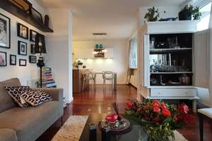 Exklusive, modernisierte und möblierte 2,5-Zimmer DG-Wohnung und Tiefgarage. – Karlsruhe Straße / Kurfürstendamm -, 10711 Halensee, Berlin – Vorschaubild 9
