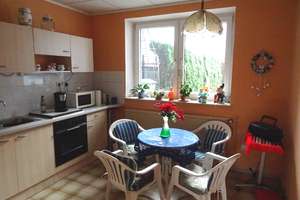 Neues Angebot !  Teilsaniertes Reihenmittelhaus ca. 150 m² Wohnfläche + eigene Zufahrt und 3 Garagen – Philippstraße 15, 8393 Meerane – Vorschaubild 15