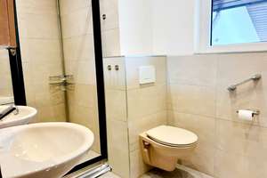 Charmantes Reihenmittelhaus in attraktiver Lage nahe IPAI – Die vollständige Adresse der Immobilie erhältst du vom Anbieter., 74078 Frankenbach, Heilbronn – Vorschaubild 5