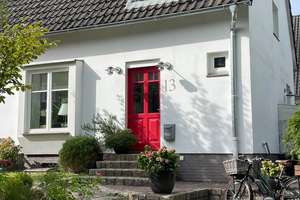 Liebevoll hergerichtetes Einfamilienhaus - Einziehen und Wohlfühlen