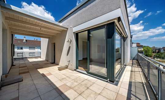 Penthouse-Wohnung mit großer Terrasse in Mannheim-Wohlgelegen