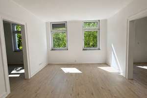Hochwertig sanierte 4-Zimmer-Altbauwohnung mit EBK und Balkon in Bestlage des Johannesviertels – Die vollständige Adresse der Immobilie erhältst du vom Anbieter., 64293 Darmstadt-Nord, Darmstadt – Vorschaubild 1