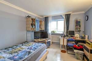 Modernisiertes EFH mit Einliegerwohnung, aufwändiger Gartenanlage und Fernsicht in Ruhelage! – Die vollständige Adresse der Immobilie erhältst du vom Anbieter., 65232 Taunusstein – Vorschaubild 59