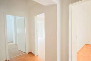 Juwel in Rüttenscheid - Schöne 2-Zimmer EG-Wohnung mit eigenem Garten und Terrasse zu vermieten – Paulinenstraße 57, 45130 Rüttenscheid, Essen – Vorschaubild 4