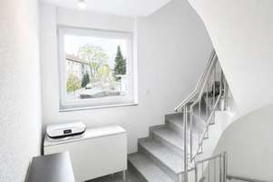  Gepflegtes, lichtdurchflutetes Reiheneckhaus mit Terrasse, Garage & separatem Apartment – Mönnigstraße 1a, 50737 Longerich, Köln – Vorschaubild 12