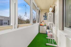 Bremen-Huchting: Modernisierte 4-Zimmer-Wohnung mit Loggia – frei ab 01.07 – Die vollständige Adresse der Immobilie erhältst du vom Anbieter., 28259 Sodenmatt, Bremen – Vorschaubild 3
