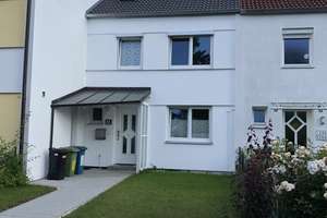 Saniertes Reihenmittelhaus im Westviertel Ingolstadt - Umfassend saniert | 6 Zimmer | Südterrasse | 