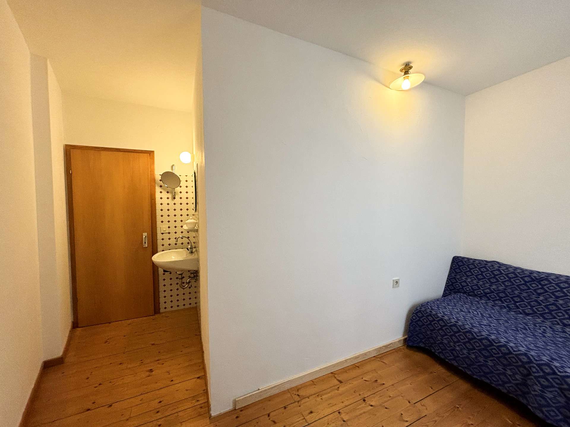 Immobilie in Hamm (Sieg) - *PREISREDUZIERT* Charmantes Einfamilienhaus mit 3 Garagen in zentraler Wohnlage von Hamm / Sieg! - Bild 13