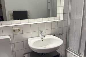 KA,  Zentrumsnah ,vollmöblierte Wohnung mit Blick ins Grüne – Lessingstraße 22, 76136 Karlsruhe – Vorschaubild 8