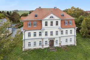 Herrschaftliches Schloss Oberleutersdorf – Denkmaljuwel mit Ferienwohntraum & großem Potenzial – Die vollständige Adresse der Immobilie erhältst du vom Anbieter., 2794 Leutersdorf – Vorschaubild 1