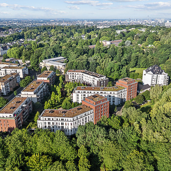 Platz für Ihre individuellen Bedürfnisse: Helle 4-Zimmer-Wohnung mit Balkon