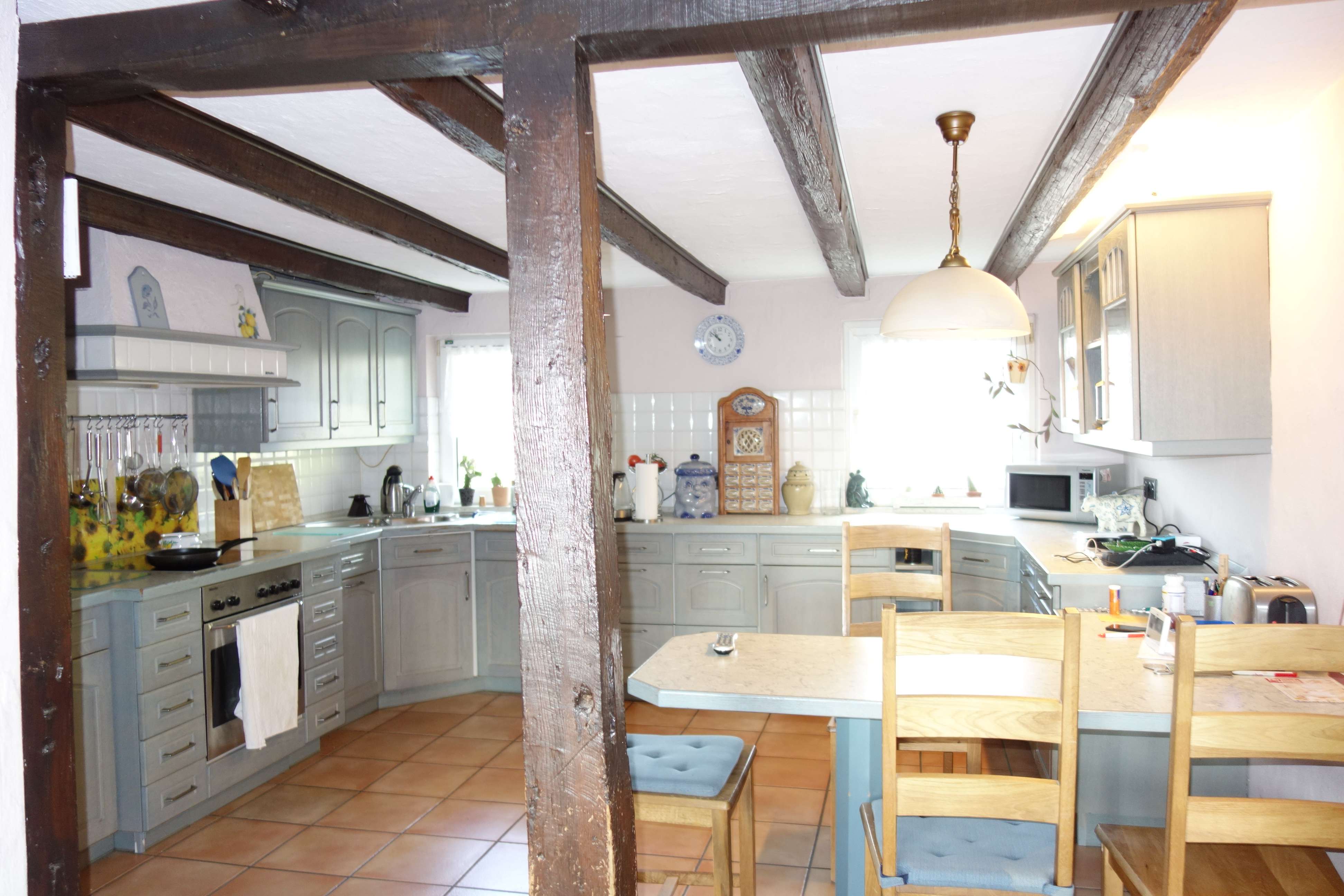 Immobilie in Wermelskirchen - Schöner Wohnen am Stadtrand - Zwei Häuser = 1 Preis! - Bild 0