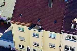 +++Stadtzentrum: Attraktives, gepflegtes 4-Familienhaus mit Südbalkonen, Südgarten und Ausbaurese... – Die vollständige Adresse der Immobilie erhältst du vom Anbieter., 66953 Pirmasens, Pirmasens – Vorschaubild 6