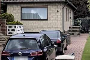 Charmantes Einfamilienhaus mit großem Garten, Terrasse & Doppelgarage in Salzgitter