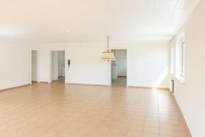 Bungalow inkl. Garage und traumhaften Grundstück in Garbsen OT Frielingen  – Ernst-Wiechert-Str. 30, 30823 Garbsen – Vorschaubild 4