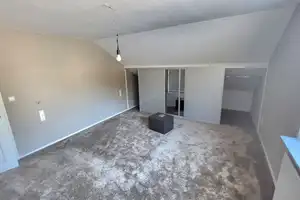 +++Oberelchingen, DHH, Fernsicht, herrliche Lage, ca. 154 m² Wfl., EBK, Garage+++ – Neu-Ulm (Kreis) – Vorschaubild 39