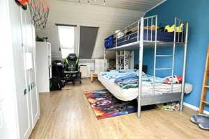 **DEMNÄCHST MODERNISIERT**Familiengerechtes Reihenhaus mit Dachstudio sucht nette Mieter! – Bonn – Vorschaubild 16